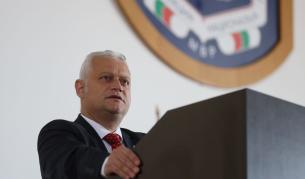 <p>Предприети ли са&nbsp;действия от МВР&nbsp;за сваляне на сатиричната страница "Копейкин"</p>