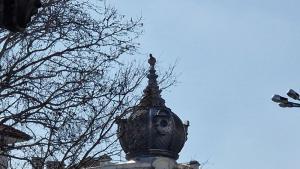 Демонтираха опасен ветропоказател от емблематична сграда на площада във Видин