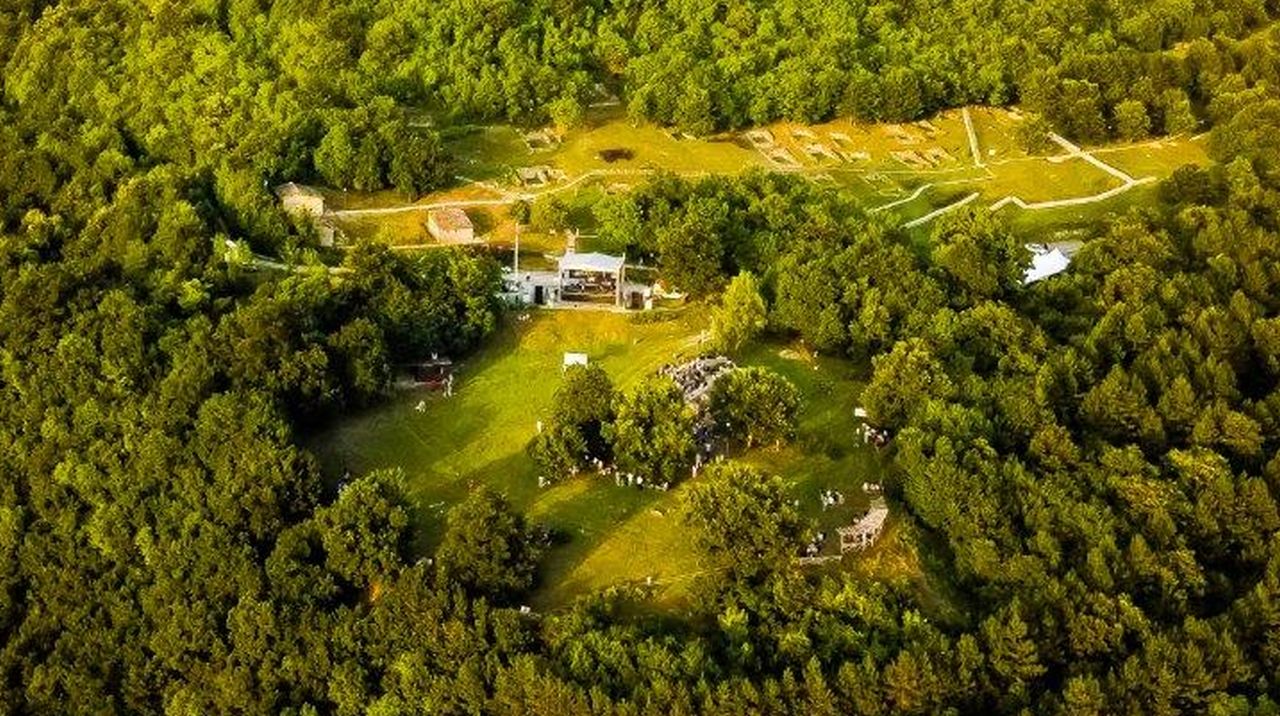 По следите на изгубеното време – какво крие крепостта Хоталич