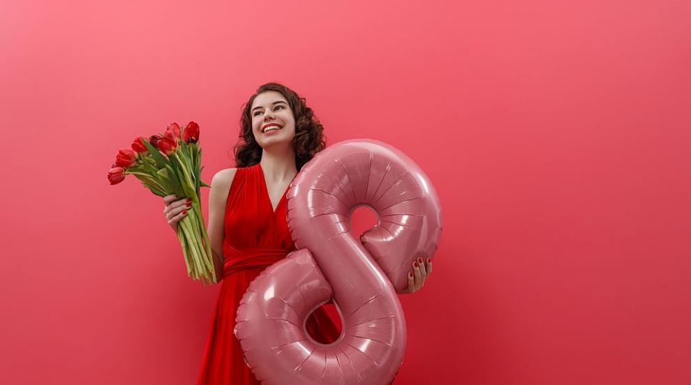 10 подаръка, които ще накарат всяка жена да се усмихне на 8 март