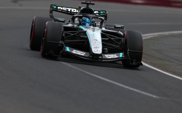 Мощен старт на сезона: Ръсел с полпозишън в Мелбърн