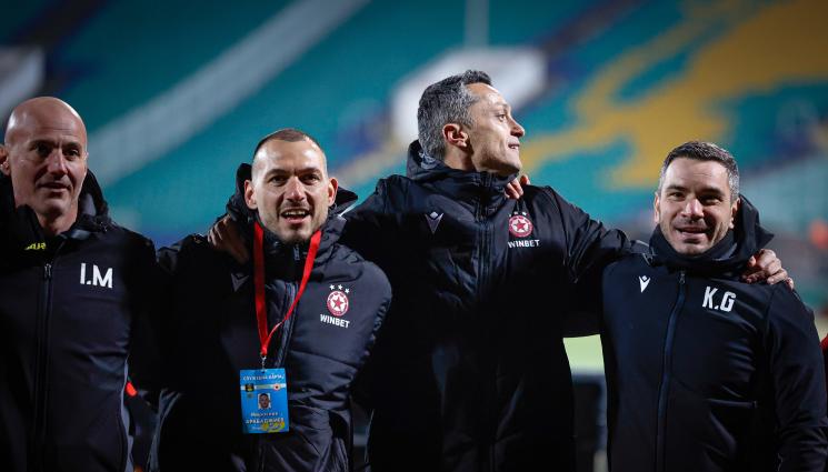 Футбол - Христо Янев: Радост сме за окото!