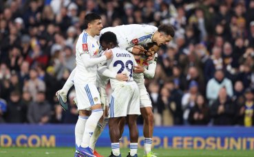 Лийдс без Илия Груев надви категорично Норич във ФА Къп