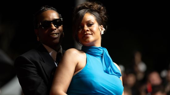 Жена е арестувана след като стреля по дома на Rihanna в Бевърли Хилс