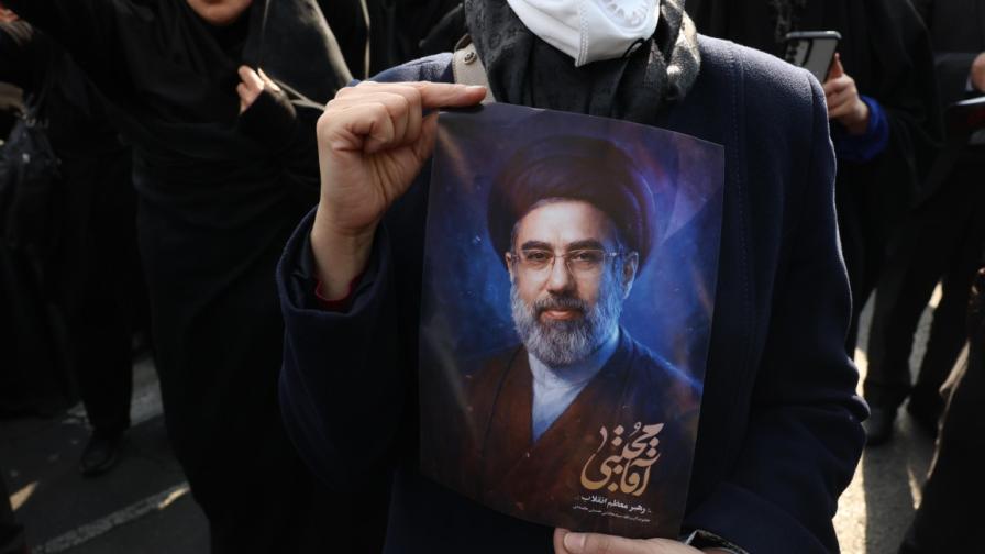 <p>Колко тежко е ранен новият върховен лидер на Иран?</p>