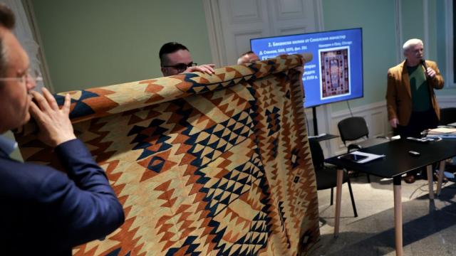 Откриха най-стария документиран български килим след десетилетия издирване (СНИМКИ)