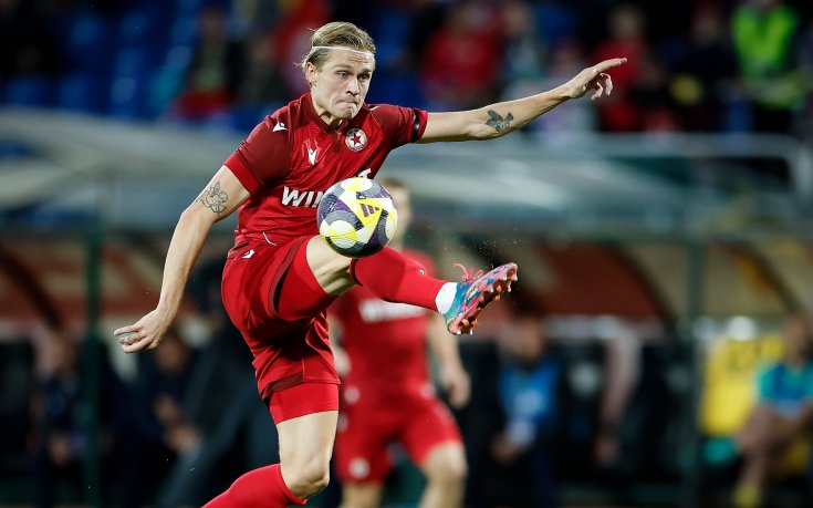 Излишен в ЦСКА се дърпа да напусне заради тлъста заплата