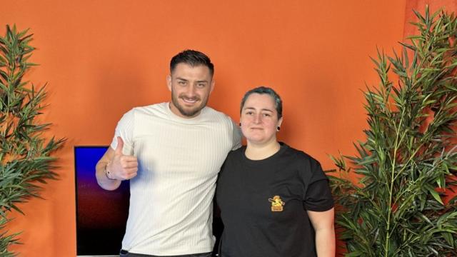 Бояна след Hell’s Kitchen: Подигравали са ми се дори заради слуховото апаратче! (ВИДЕО)