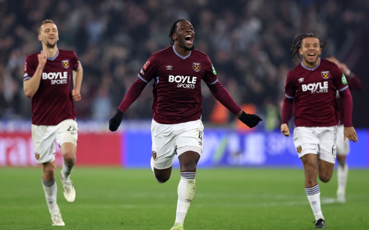 Уест Хем иска защитник на Челси за постоянно