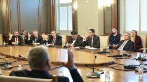 Парламентарната комисия по отбрана