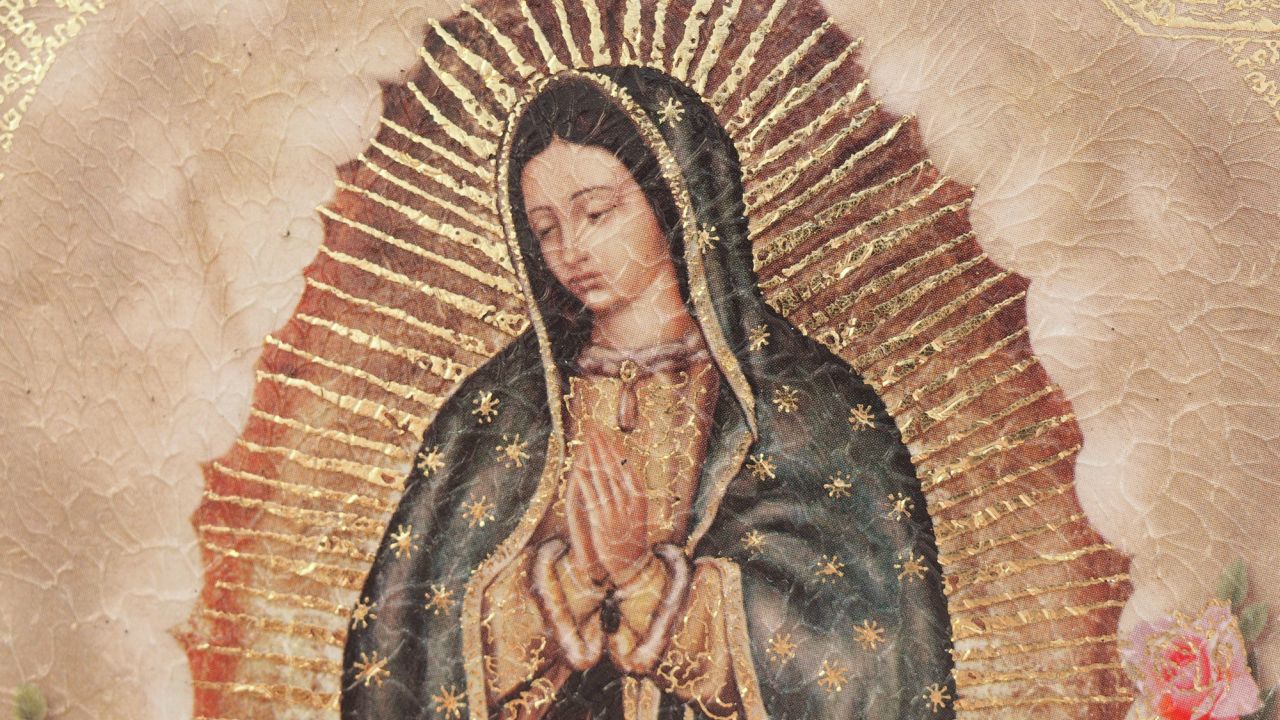 Мистериозният 500-годишен отпечатък на Дева Мария крие детайл, който може да опровергае традиционните обяснения
