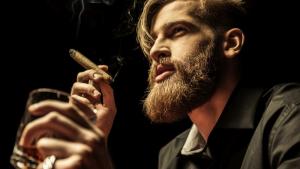 Социални представи за алкохола: Текилата се свързва с парти, уискито – с мъжественост