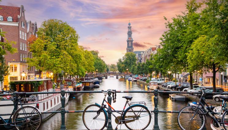 амстердам - ТЕРОР НАД ЕВРОПА: Взривиха еврейско училище в Амстердам!