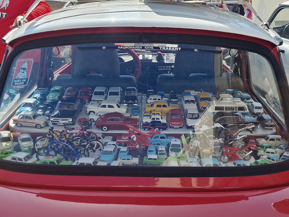 „Трабант фест“  събра над 150 ретро автомобила