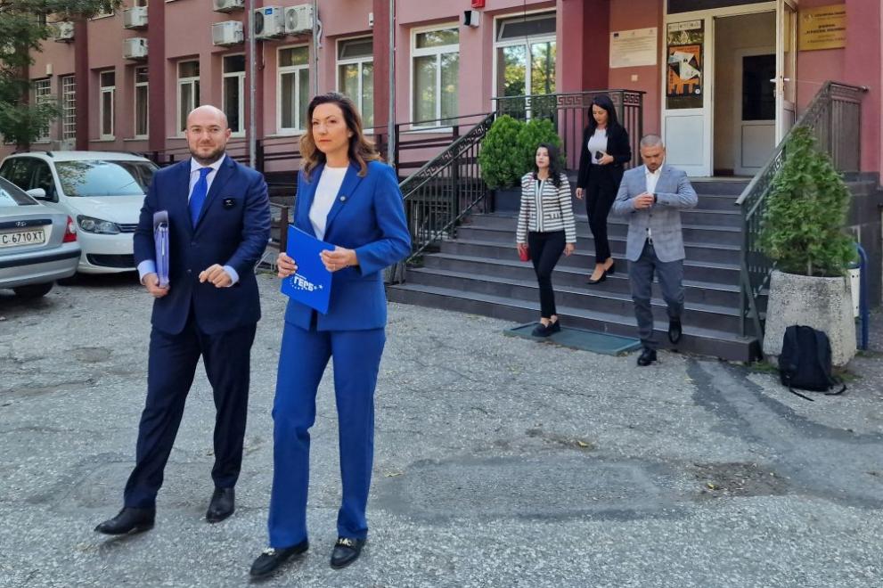 Представители на ГЕРБ-София ще регистрират листите на партията за 23,