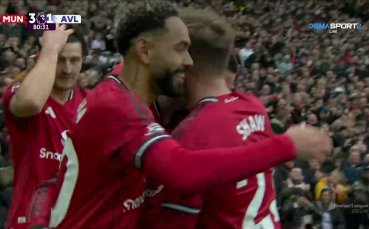 Шешко отбеляза трети гол в полза на Юнайтед