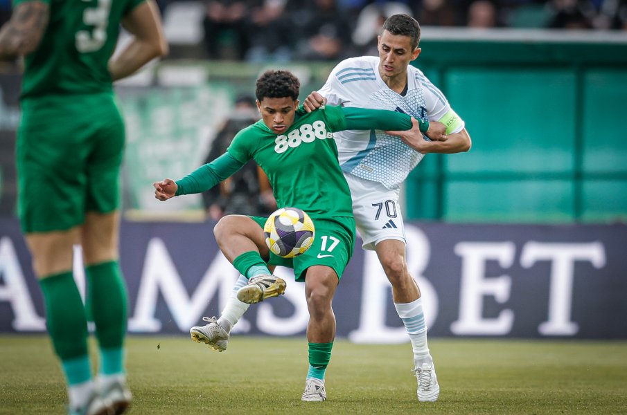 Берое Левски1