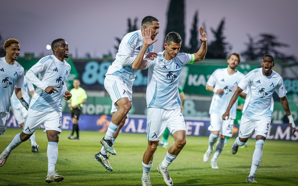 Левски си тръгна с ценни три точки от Стара Загора