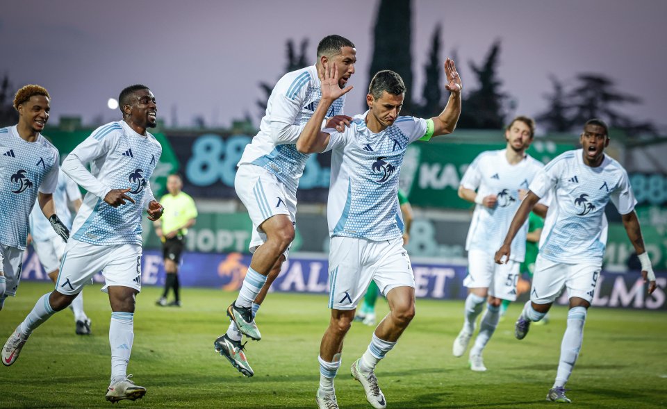 Берое Левски1