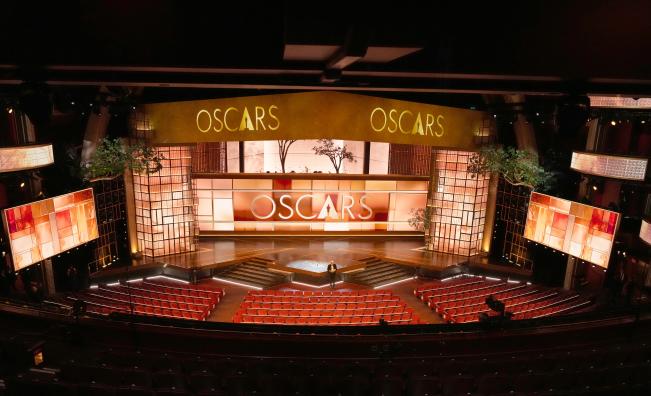 <p>Бръснатият Педро Паскал, мустаците на Ди Каприо и големите гафове: Най-доброто и най-лошото от &bdquo;Оскарите&ldquo;</p>