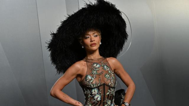 Да падат дрехи и задръжки: Звездите се разголиха на партито след Оскарите (СНИМКИ)