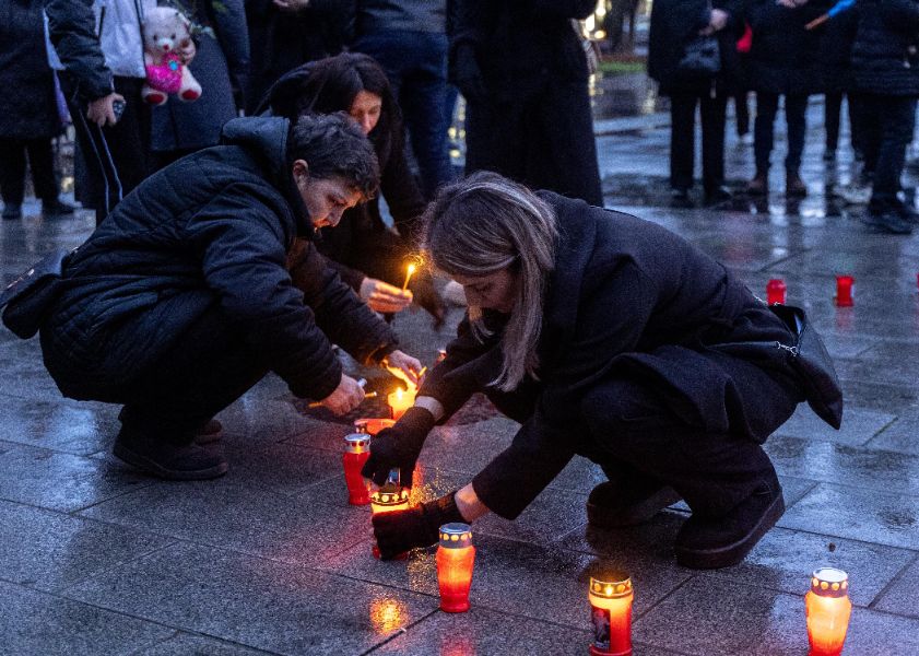 <p>Година след трагедията в дискотека "Пулс" в Кочани.</p>