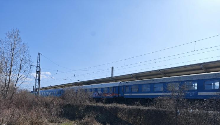 БДЖ - ПОДИГРАВКА С ПЪТНИЦИТЕ: БДЖ мълчи за авария, но продава билети!