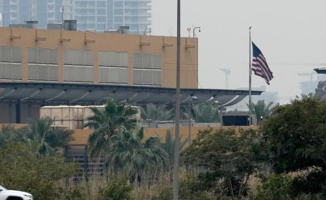Пожар в хотел в Багдад след атака с дрон
