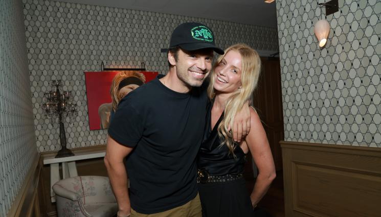 себастиан стан анабел уолис