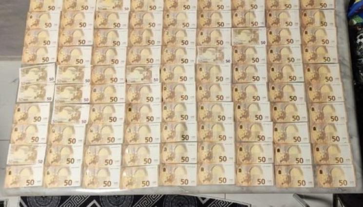 ь - Голям удар срещу наркоразпространението: Гранични полицаи се натъкнаха на големи количества дрога