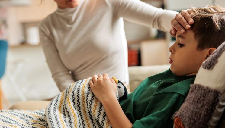 болен грип - Грипът отстъпва на други инфекции! Вирус с гърчове мъчи децата