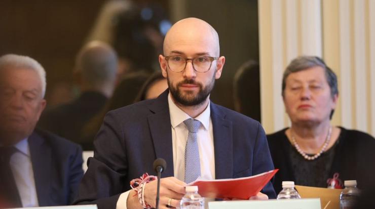 Комисия по бюджет и финанси