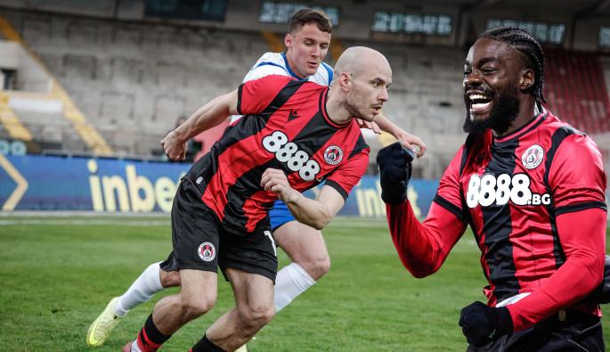 Локо София Септември