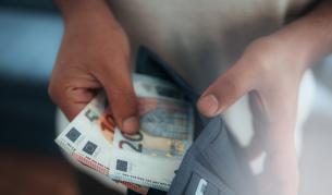 Къде отиват осигуровките ви и какво получавате срещу тях