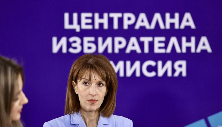 цик - Председателят на ЦИК: Машините не могат да бъдат манипулирани!