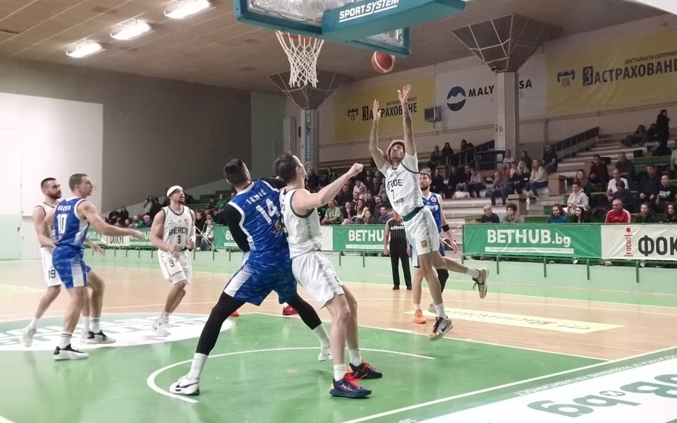 Берое се наложи над Академик Бултекс 99