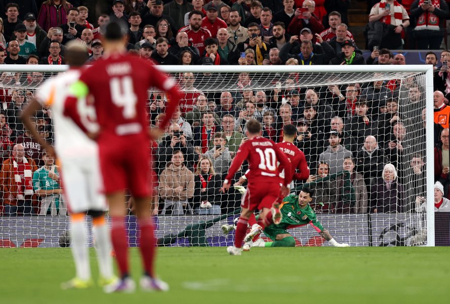 Ливърпул Галатасарай1