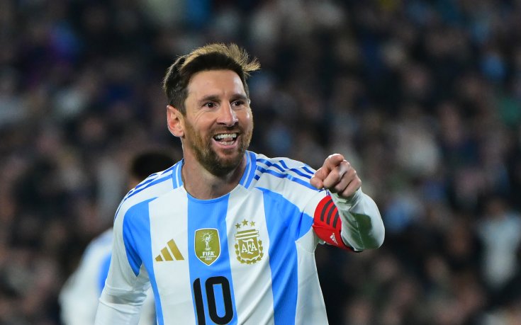 Лео Меси повежда Аржентина в Буенос Айрес преди Мондиала