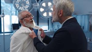 нападение над лекар