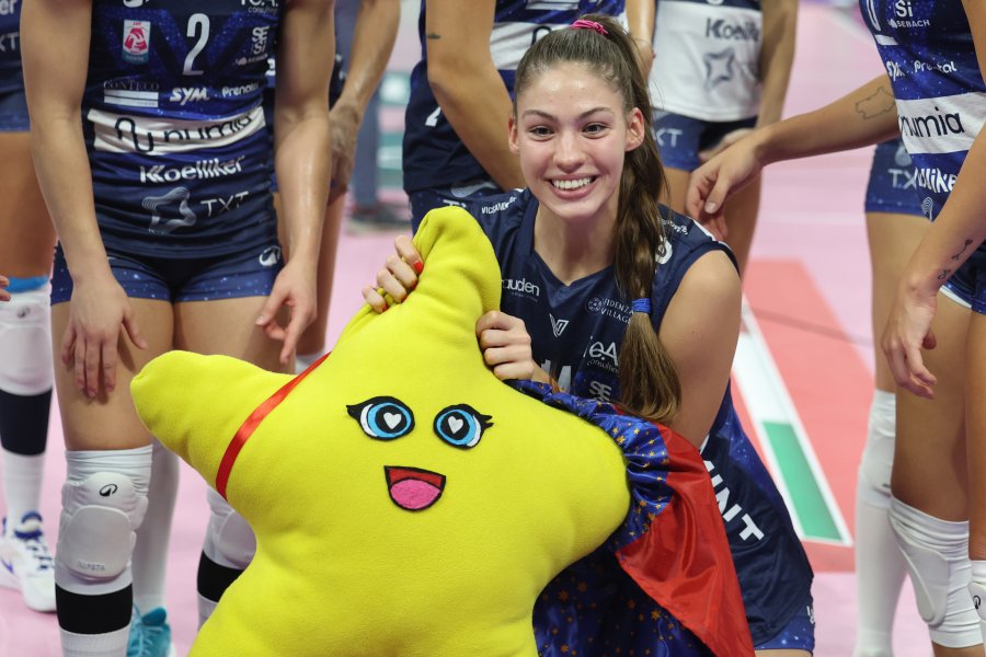 Хена Куртагич1