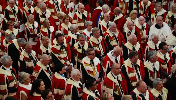 лордове Великобритания - Край на лордовете по наследство в парламента на Англия!