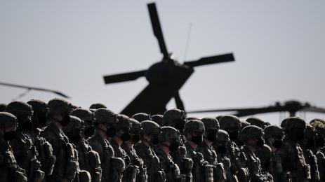 военни армия сащ