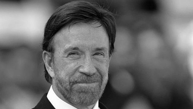 На 86 години угасна екшън звездата Чък Норис (ГАЛЕРИЯ)