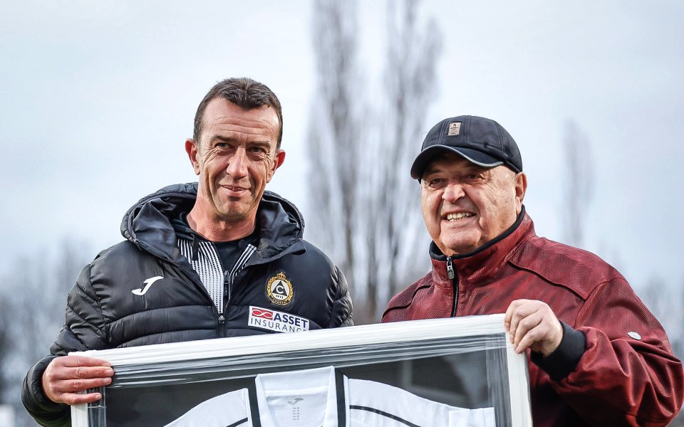 НА ЖИВО: Славия 0:0 Ботев Пловдив