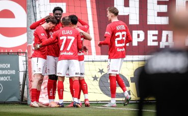 ЦСКА 1948 пречупи Локо София в голово шоу в Бистрица