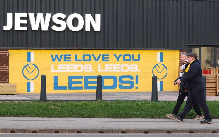 НА ЖИВО: Лийдс - Брентфорд, Илия Груев е резерва