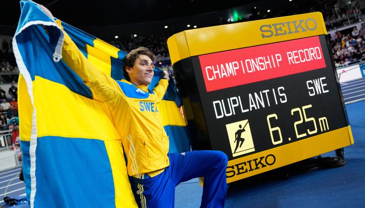 Арманд Дуплантис - Дуплантис грабна четвърто поредно злато на световното в зала