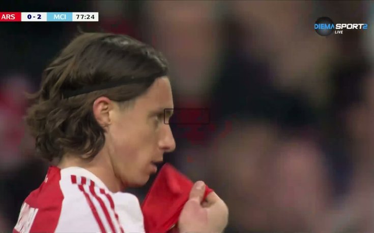 Гредата попречи на Арсенал да намали изоставането си от Сити (видео)