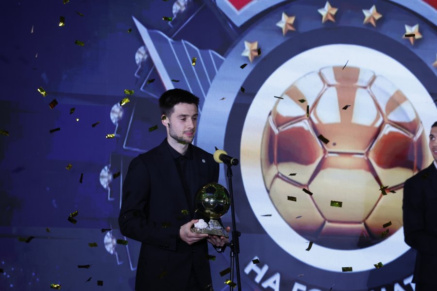 Футболист на Годината1