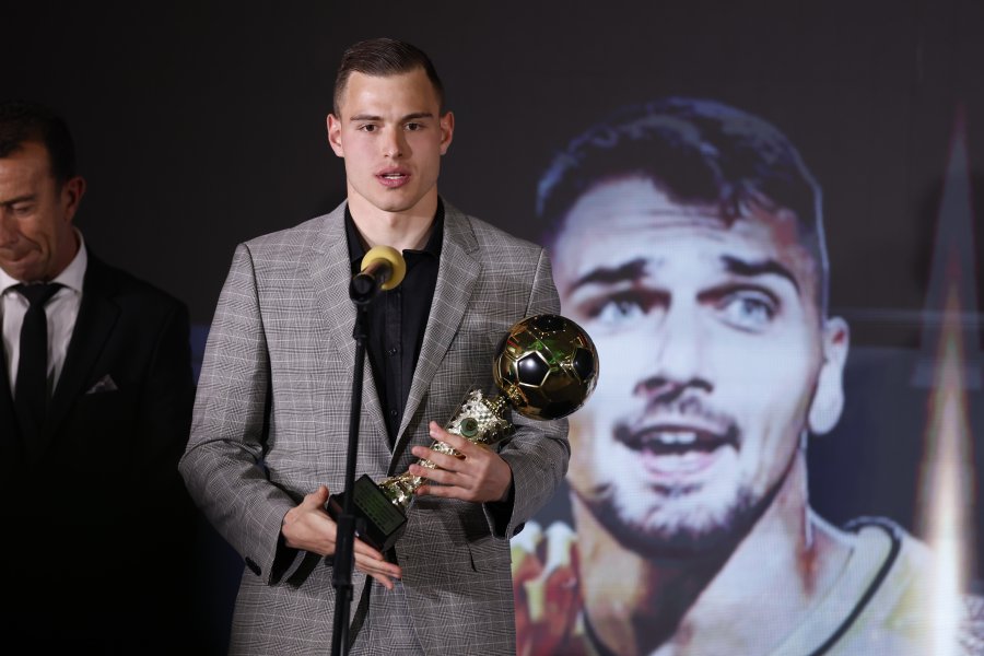 Футболист на Годината1